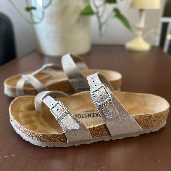 Women’s Silver Birkenstock Sandals, worn ONCE, size 39 (US 8) - Picture 2 of 4